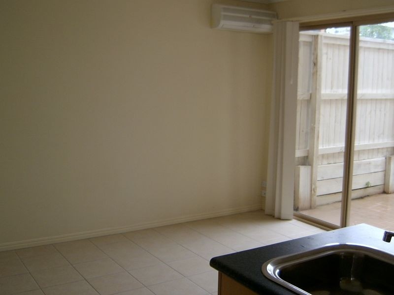 9/22 High Street, Forest Lake QLD 4078