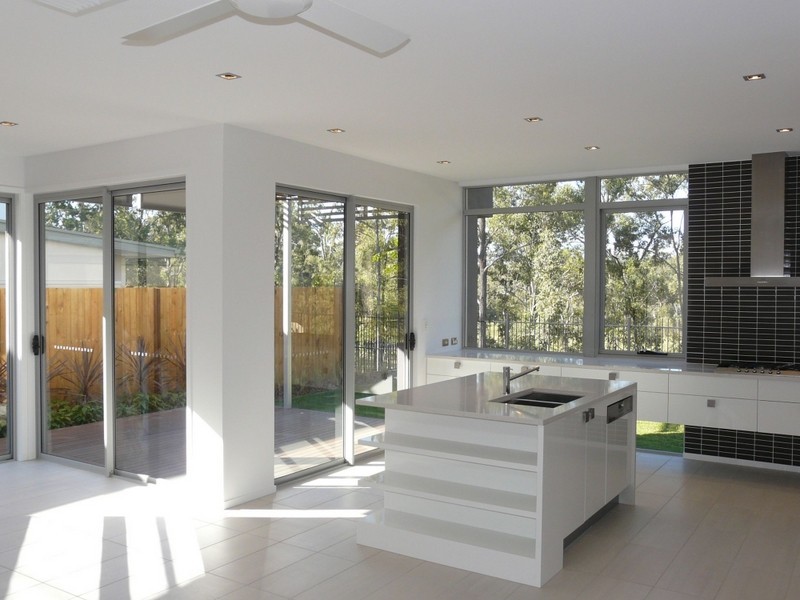 11 Spyglass Lane, Brookwater QLD 4300