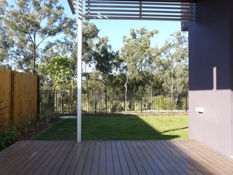 11 Spyglass Lane, Brookwater QLD 4300