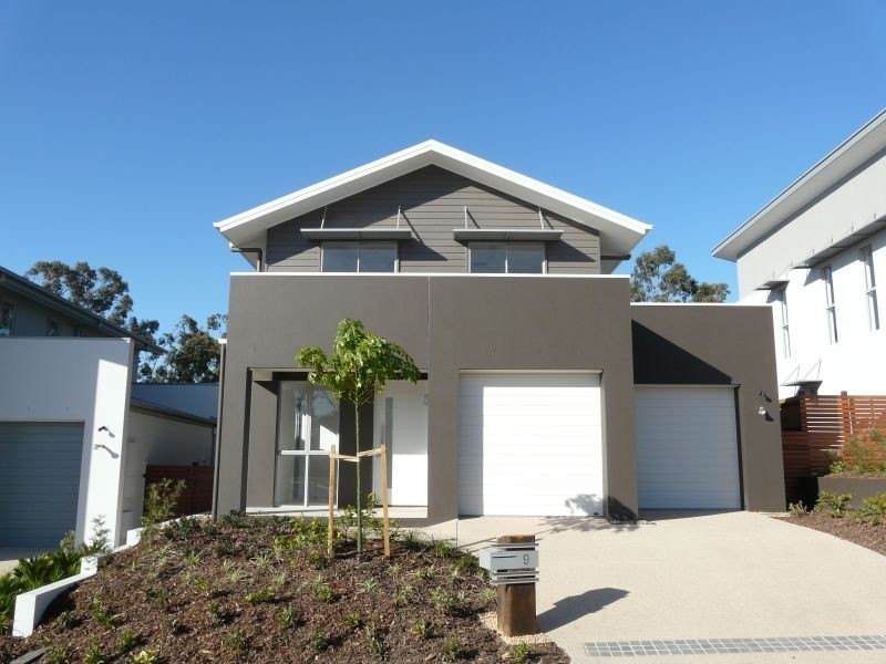 9 Spyglass Lane, Brookwater QLD 4300