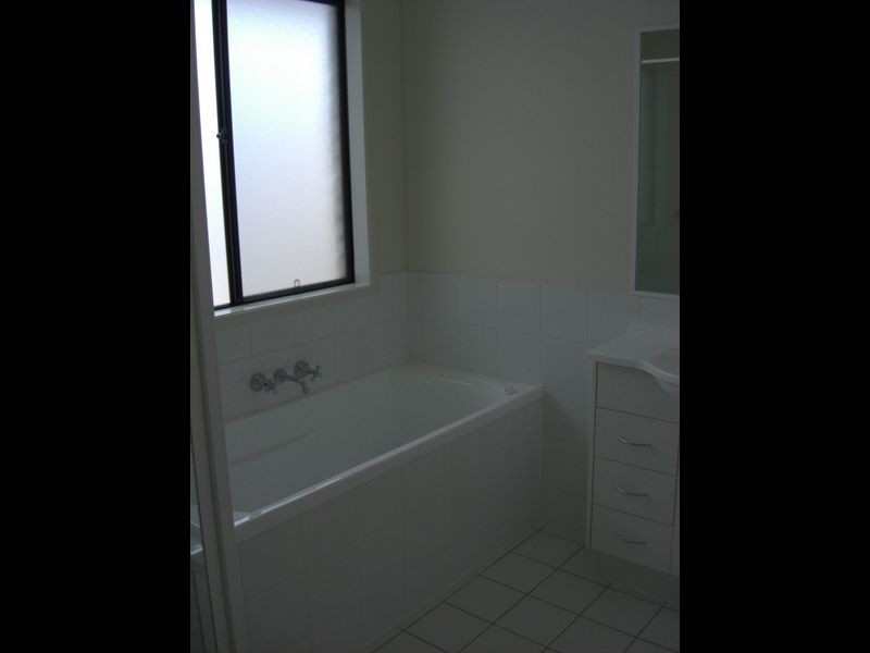 24 Turquoise Crescent, Springfield QLD 4300