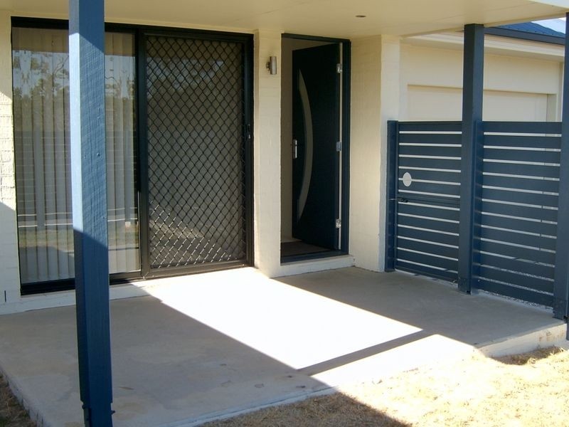 5 Jasper Way, Springfield Lakes QLD 4300