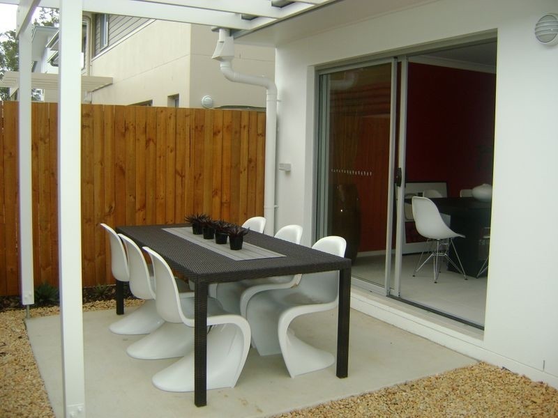 Fairways Brookwater, Brookwater QLD 4300