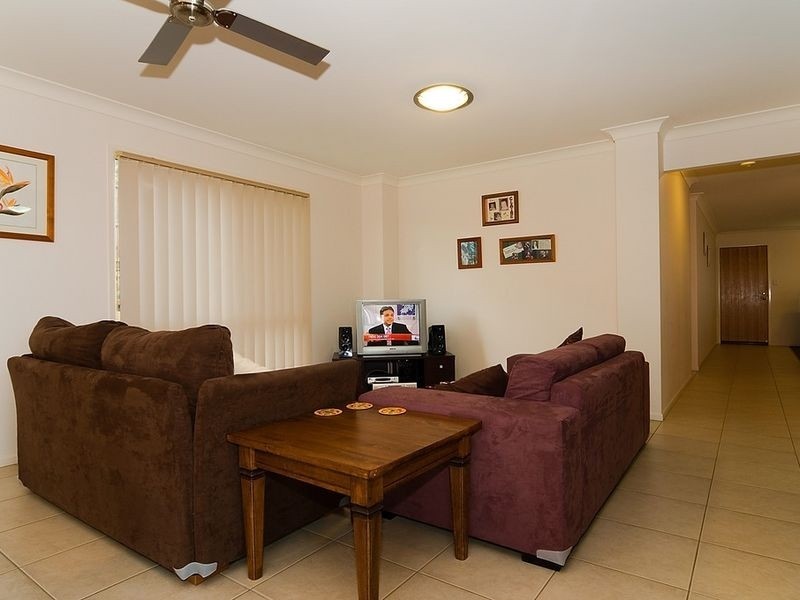 61 Highlands Terrace, Springfield Lakes QLD 4300