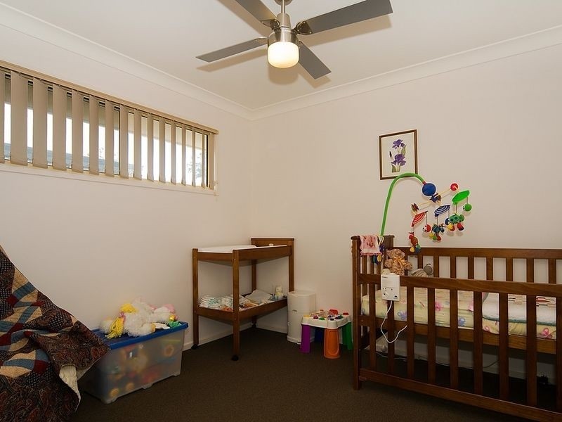 61 Highlands Terrace, Springfield Lakes QLD 4300