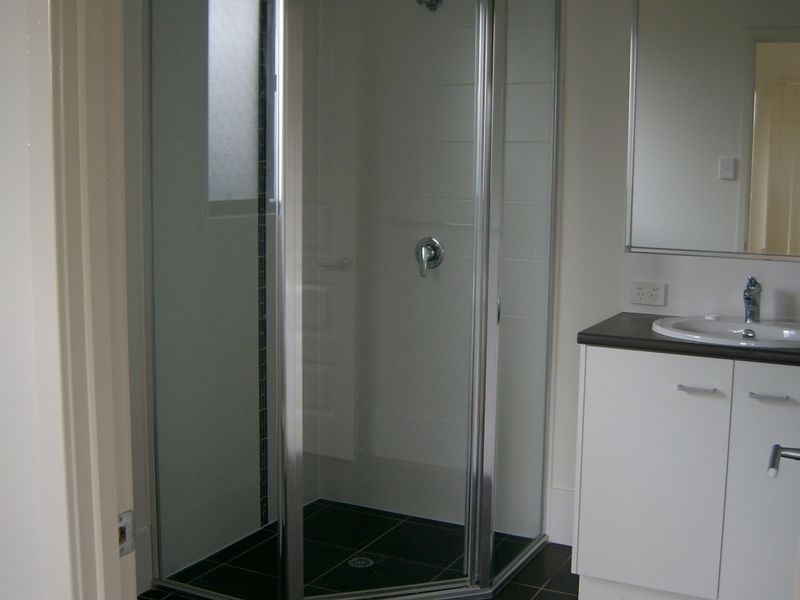 31 Emerald Crescent, Springfield Lakes QLD 4300