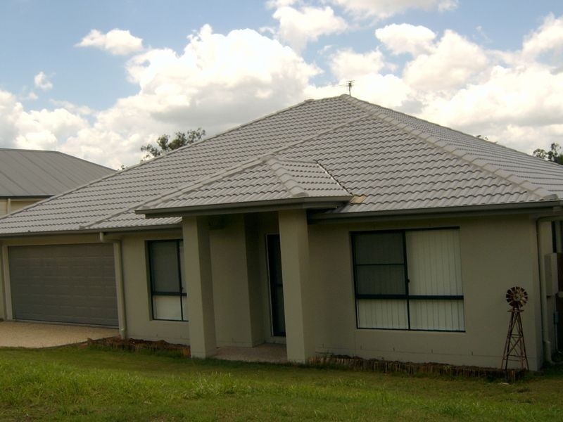 31 Emerald Crescent, Springfield Lakes QLD 4300