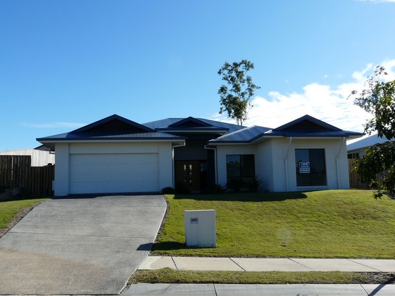 10 Ambrose Dr, Bellbird Park QLD 4300