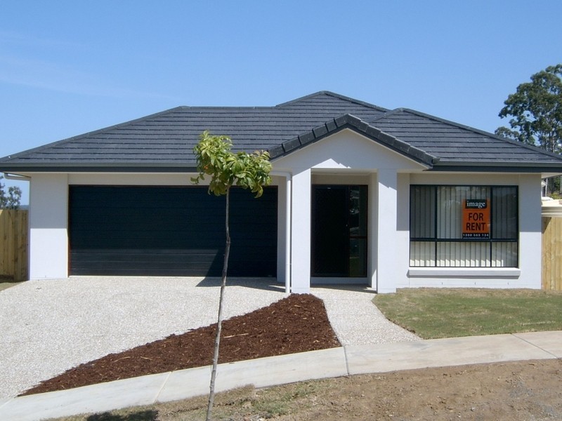 8 Wharf Court, Springfield Lakes QLD 4300
