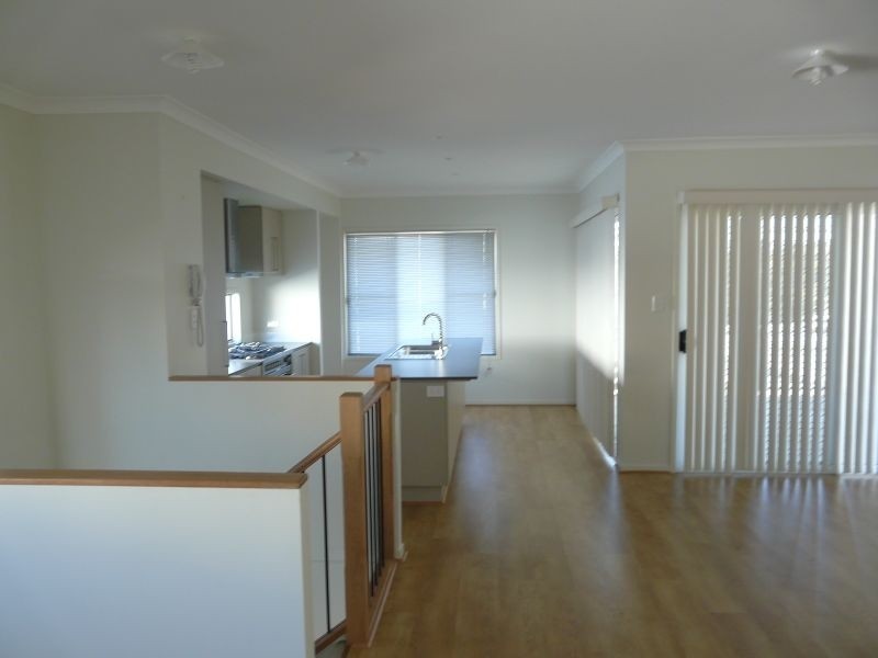 7 Clearpoint Way, Springfield Lakes QLD 4300