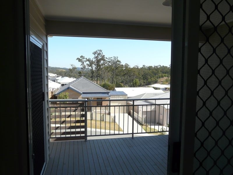 7 Clearpoint Way, Springfield Lakes QLD 4300