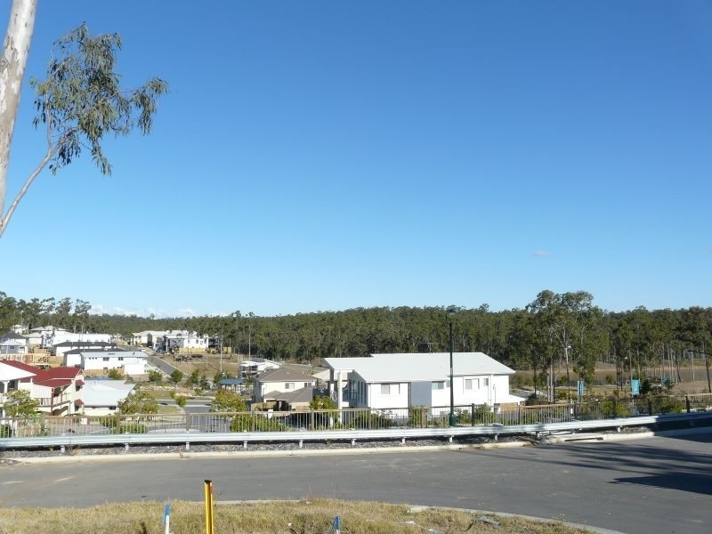 6 Everest Court, Springfield Lakes QLD 4300