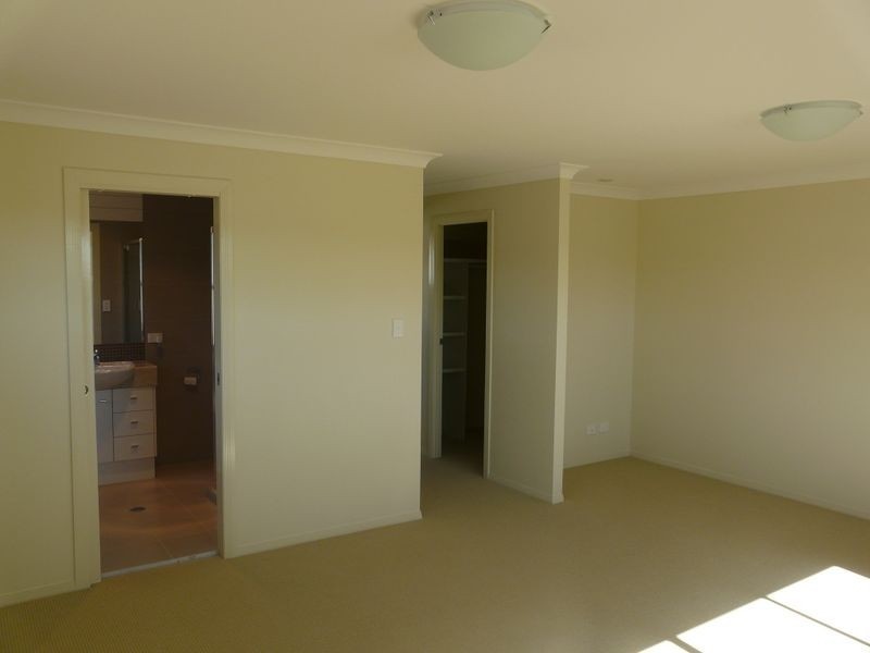22 The Reach, Springfield Lakes QLD 4300
