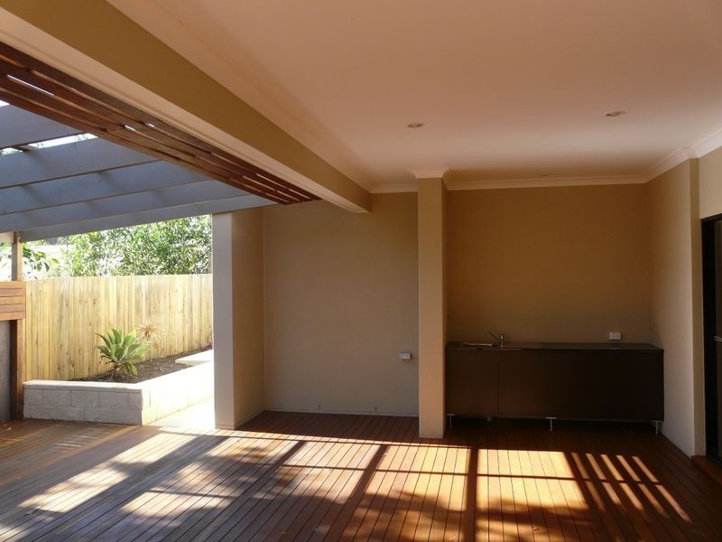 22 The Reach, Springfield Lakes QLD 4300