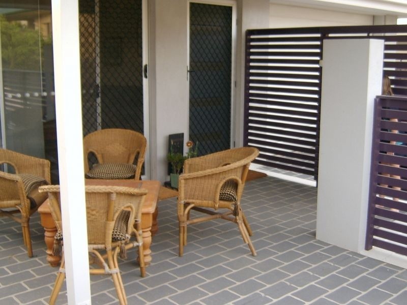 47 Creekside Drive, Springfield Lakes QLD 4300