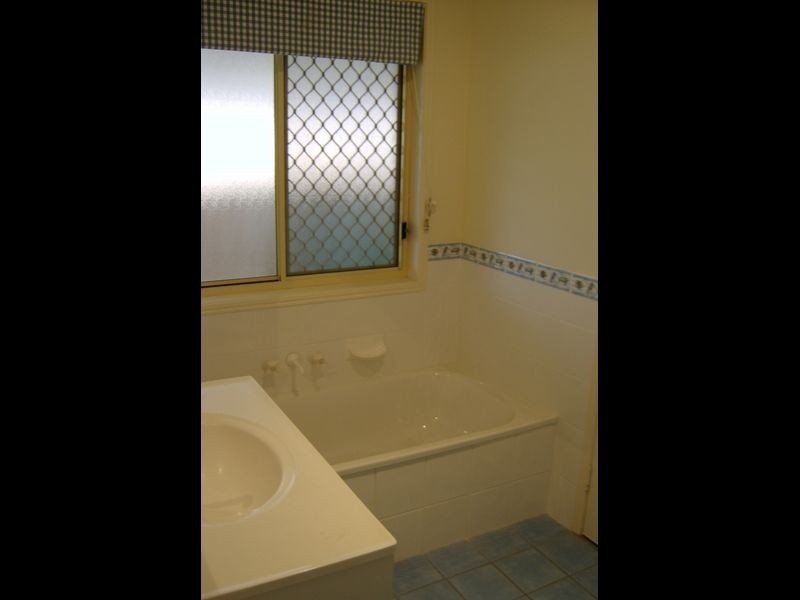 48 Vistula Circuit, Springfield QLD 4300