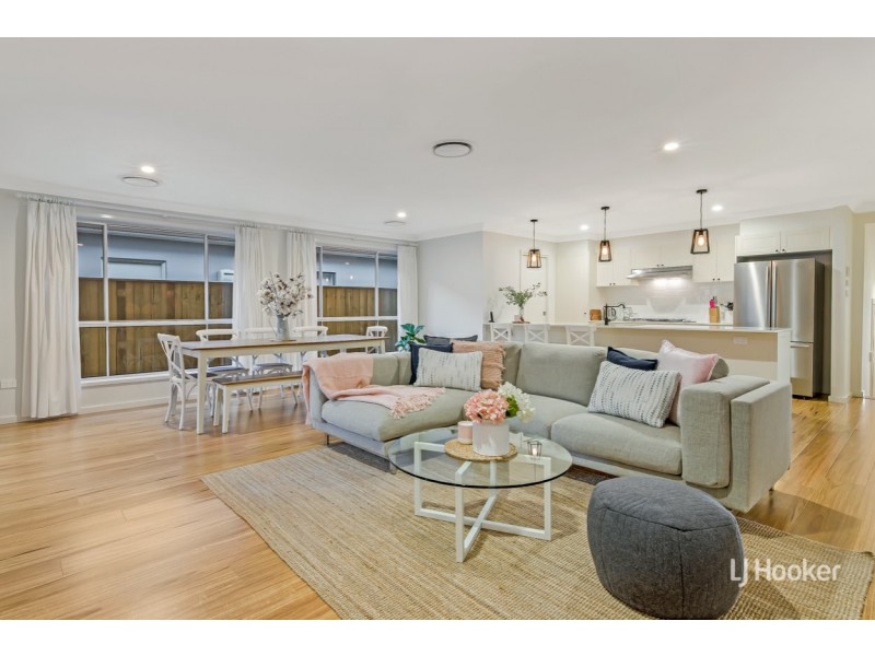 33 Andrew Street, Riverstone NSW 2765