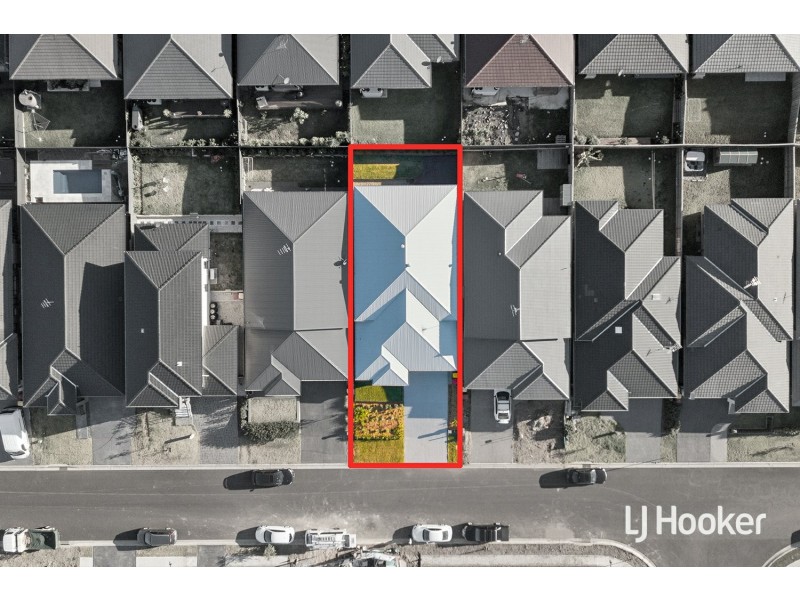 33 Andrew Street, Riverstone NSW 2765