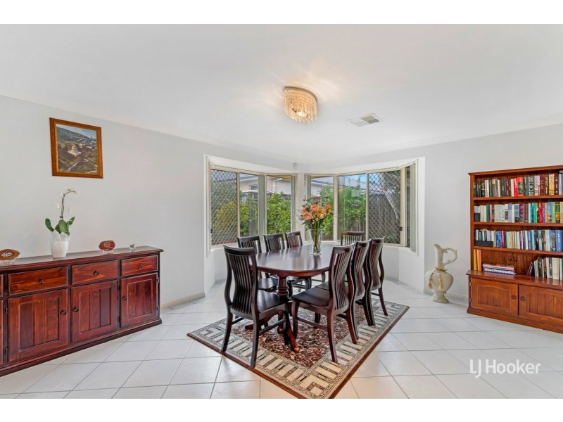 11 Queensbury Avenue, Kellyville NSW 2155