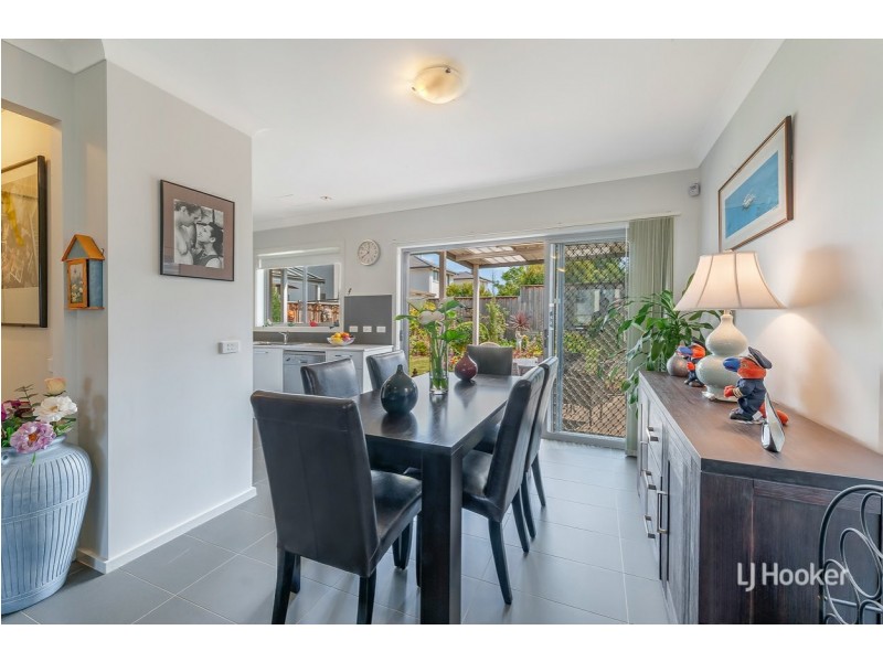 14 Lookout Circuit, Stanhope Gardens NSW 2768