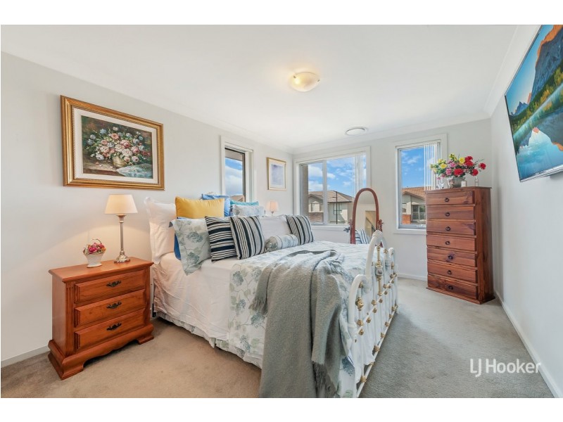 14 Lookout Circuit, Stanhope Gardens NSW 2768