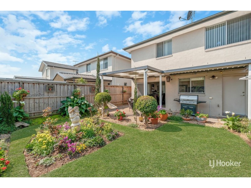 14 Lookout Circuit, Stanhope Gardens NSW 2768