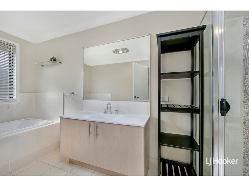 10 Abermain Ave, Kellyville Ridge NSW 2155