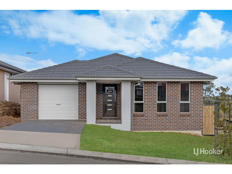 1 Brocklebank St, Box Hill NSW 2765