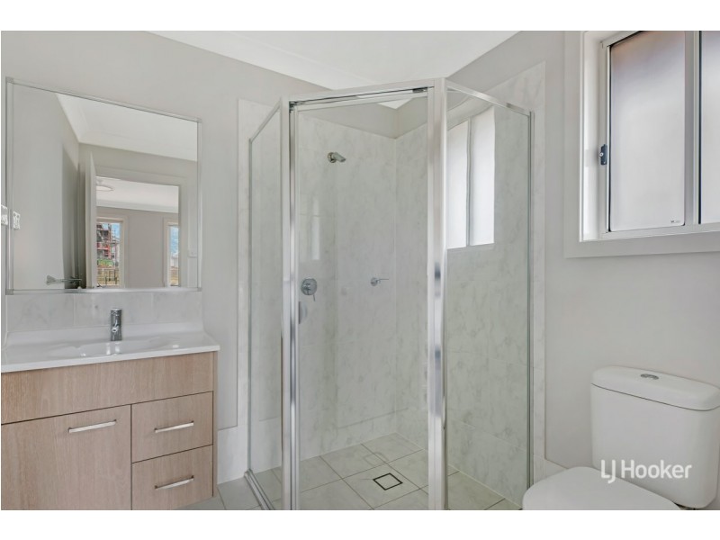 1 Brocklebank St, Box Hill NSW 2765