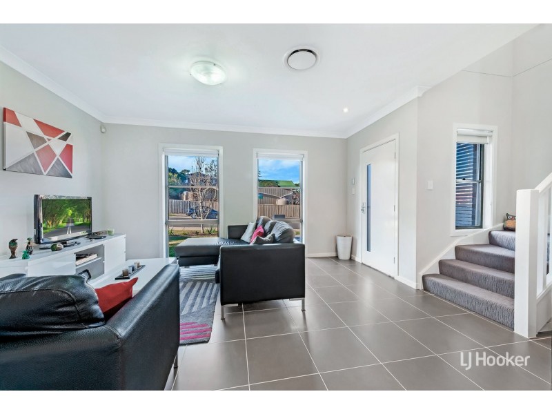 32 Burns Road, Kellyville NSW 2155