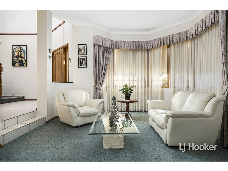 11 Edwin Place, Glenwood NSW 2768