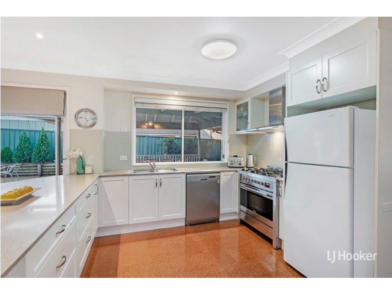 49 Gracelands Drive, Quakers Hill NSW 2763