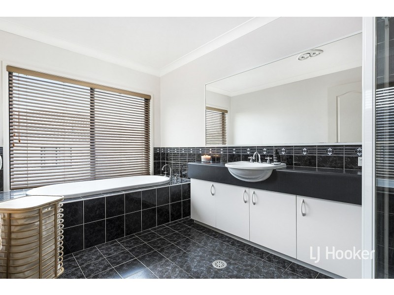 28 Equestrian Street, Glenwood NSW 2768