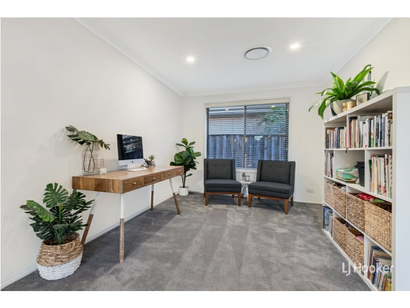 44 Blue Bell Circuit, Kellyville NSW 2155