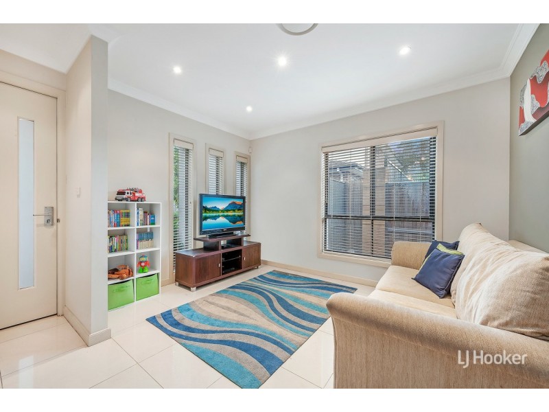 6 Whale Court, Stanhope Gardens NSW 2768