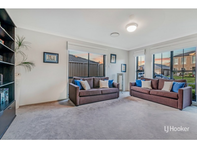 8 Iezza Place, Kellyville Ridge NSW 2155