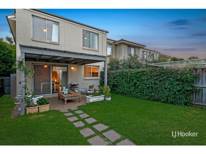 152 Stanhope Parkway, Stanhope Gardens NSW 2768