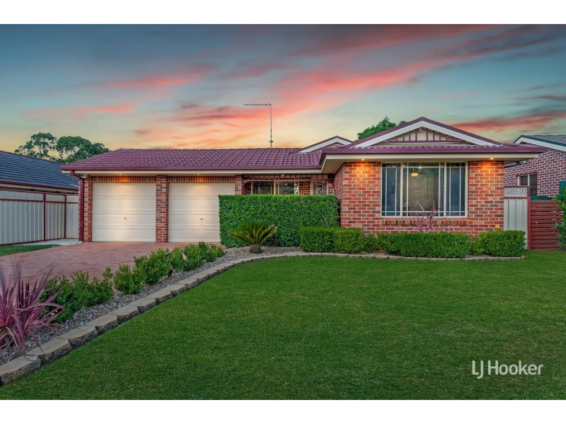 7 Blacksmith Close, Stanhope Gardens NSW 2768