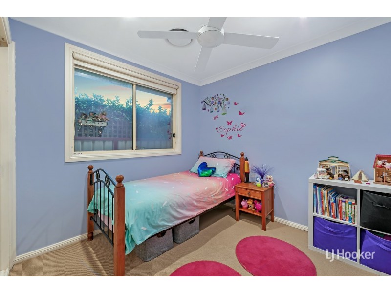 7 Blacksmith Close, Stanhope Gardens NSW 2768