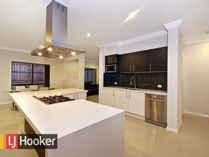 59 Hadley Circuit, Beaumont Hills NSW 2155