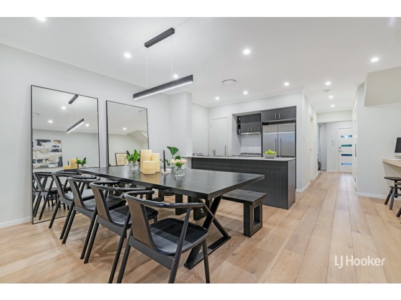 16 Lyrebird Crescent, The Ponds NSW 2769