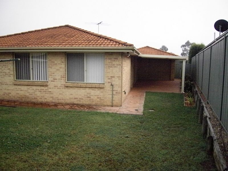 6 Meldon Place, Stanhope Gardens NSW 2768