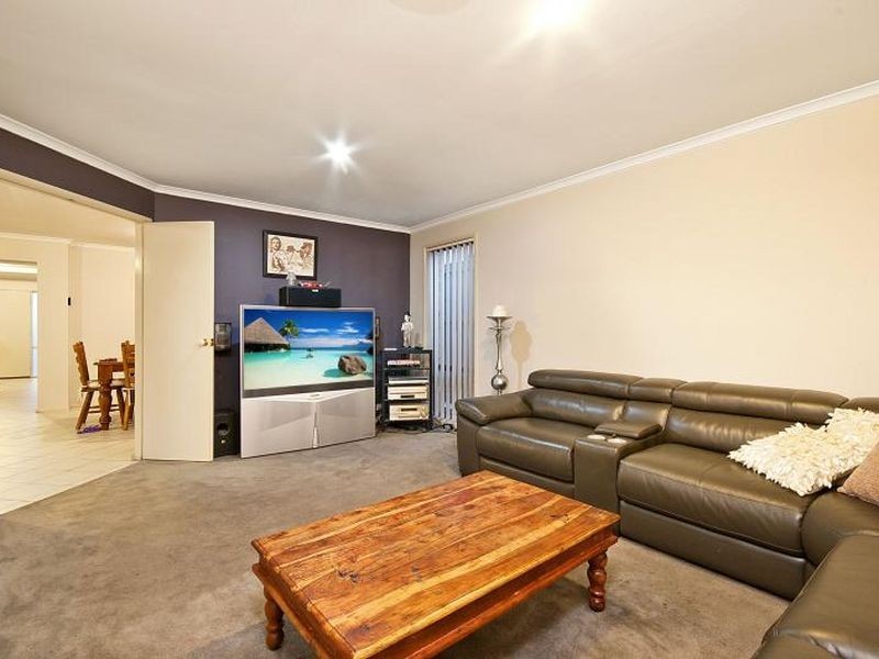 25 Linford Place, Beaumont Hills NSW 2155