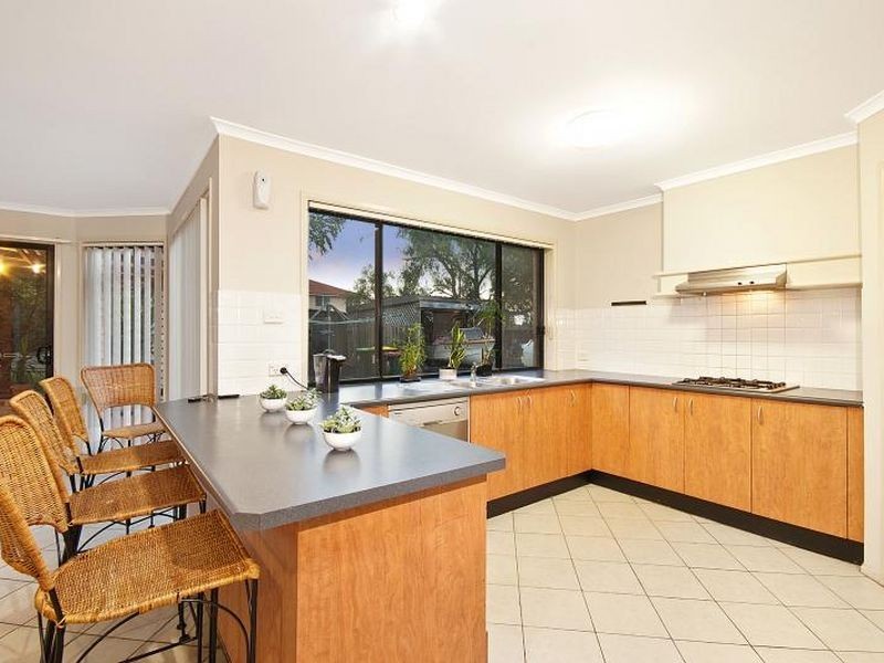 25 Linford Place, Beaumont Hills NSW 2155