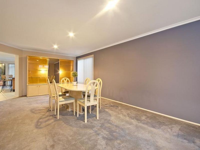 25 Linford Place, Beaumont Hills NSW 2155