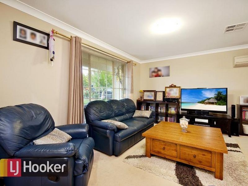 14 Hungerford Drive, Glenwood NSW 2768