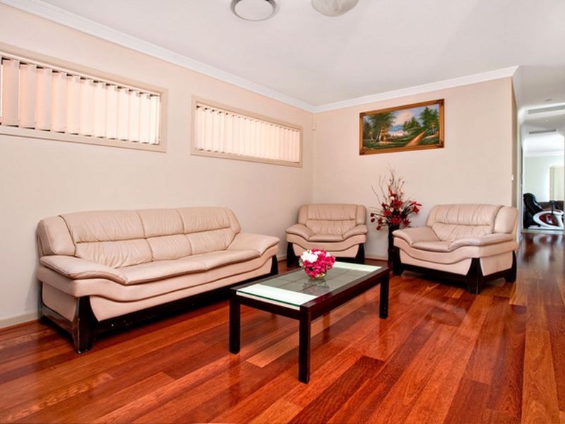4 Kirk Place, Stanhope Gardens NSW 2768