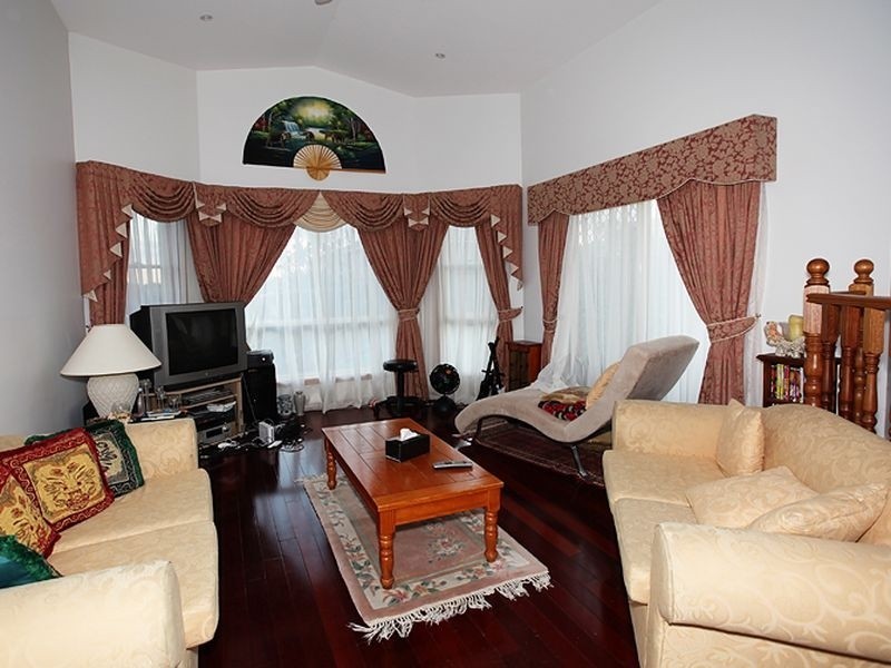 5 Cleveland Close, Rouse Hill NSW 2155