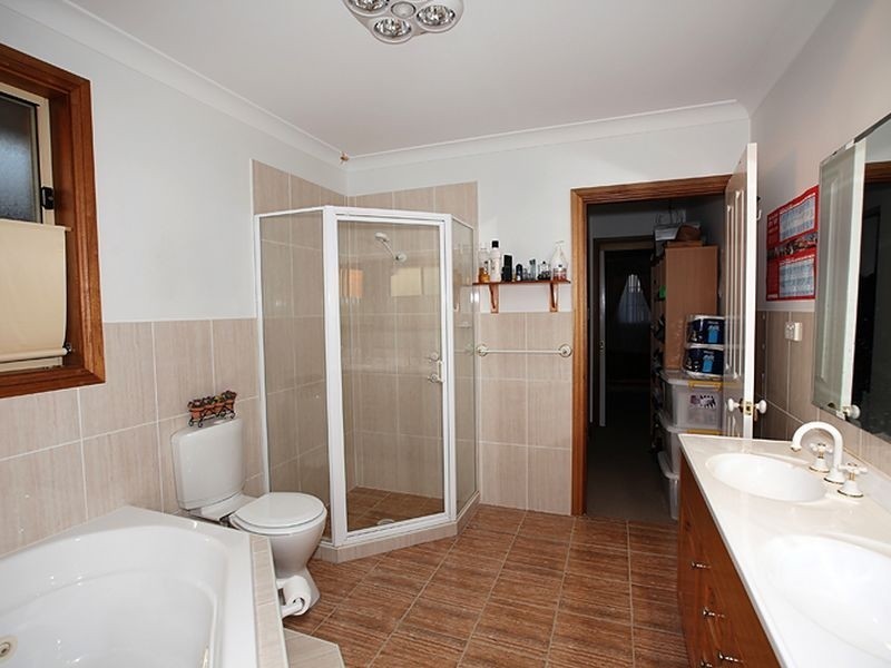 5 Cleveland Close, Rouse Hill NSW 2155