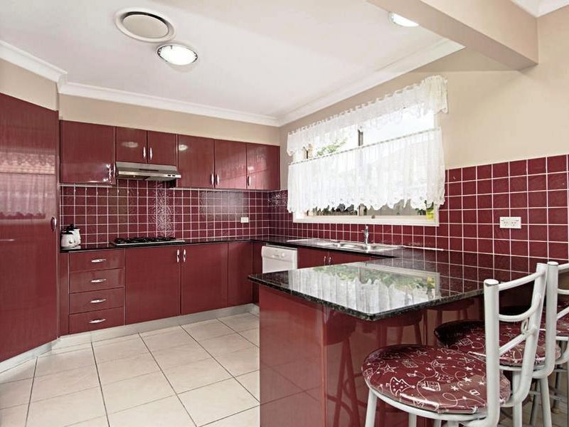 24 Lowan Place, Kellyville NSW 2155